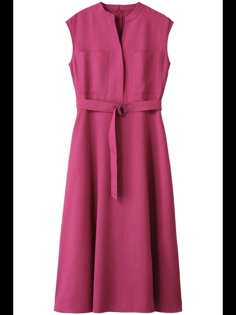 Sleevless dress with belt