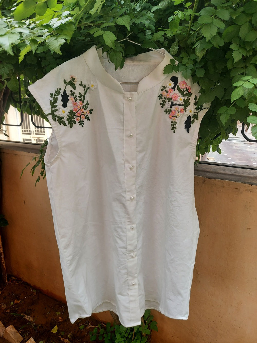 Hand Embroidery Oversize Top With Pearl Highlights