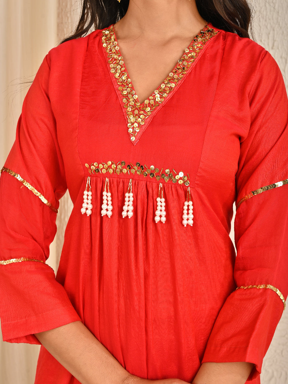 Red Mul Chanderi kurta set with Organza Dupatta
