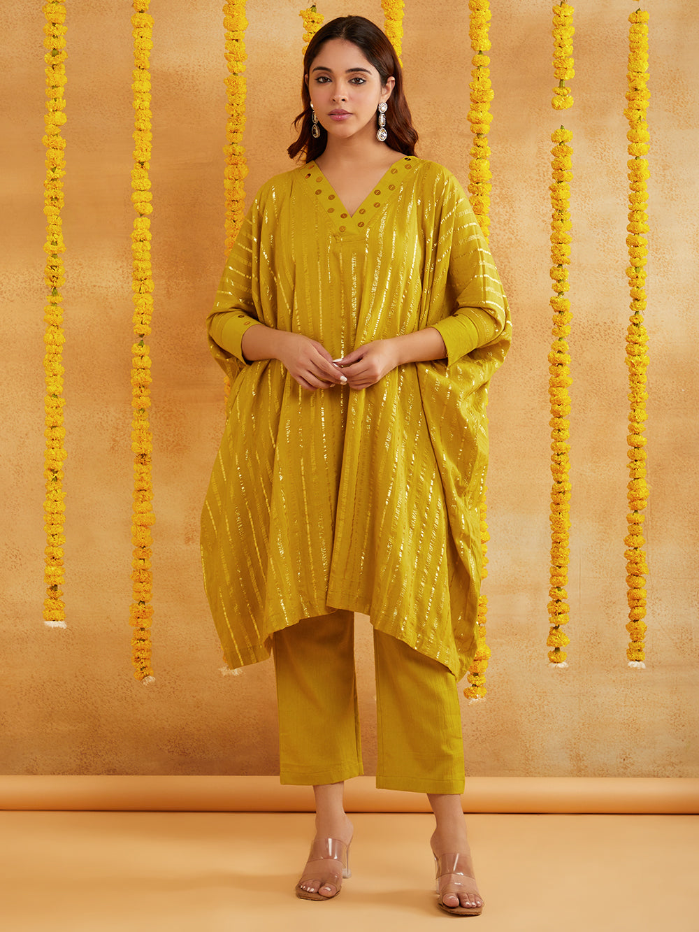 Mehedi Color Lurex Kurta Set