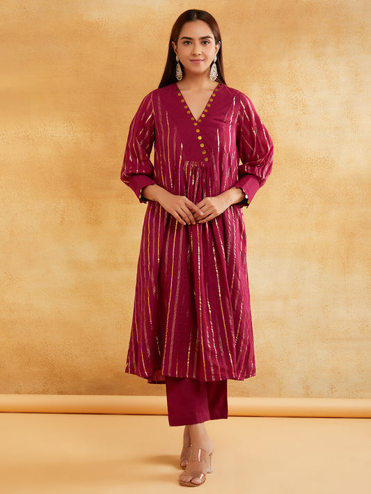 Wine Lurex Kurta And Pant With Sequence Neckline