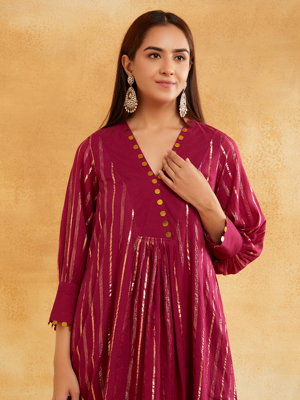 Wine Lurex Kurta And Pant With Sequence Neckline