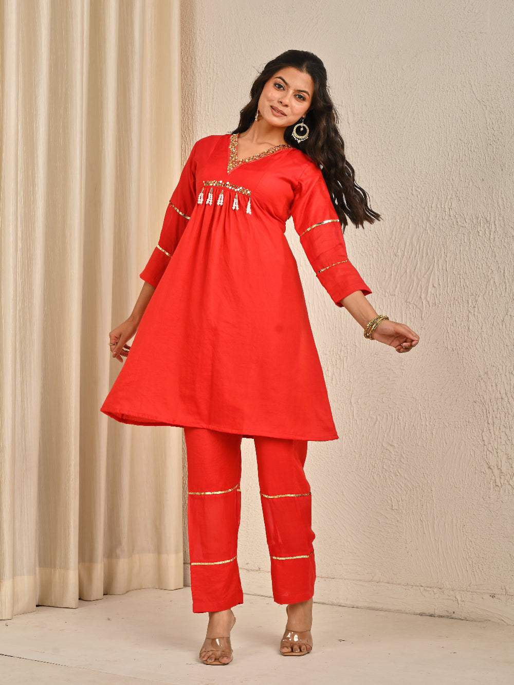 Red Mul Chanderi kurta set with Organza Dupatta